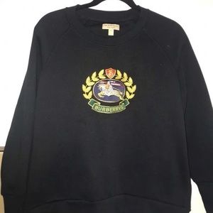 Burberry women’s sweatshirt like new large